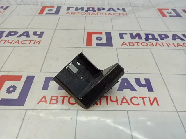 Кронштейн заднего бампера правый Ford Kuga (CBS) 1801934