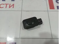 Кнопка открывания багажника Ford Kuga (CBS) 4122748 Кнопка открывания багажника Ford Kuga (CBS) 4122748