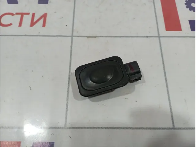 Кнопка открывания багажника Ford Kuga (CBS) 4122748