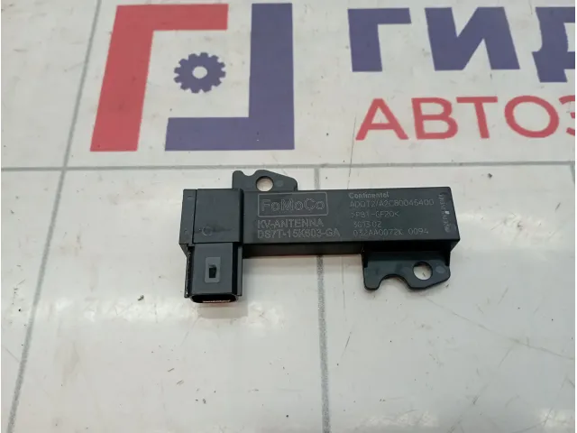 Антенна Ford Kuga (CBS)