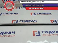 Накладка стекла переднего правого Ford Kuga 2 5251757. Хром.