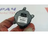 Кнопка многофункциональная Ford Kuga 2 1687318. В рулевое колесо.