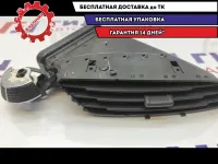 Дефлектор воздушный центральный правый Ford Kuga 2 1799988.