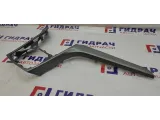 Накладка декоративная на торпедо центральная Ford Kuga 2 1945655. Сломано крепление.