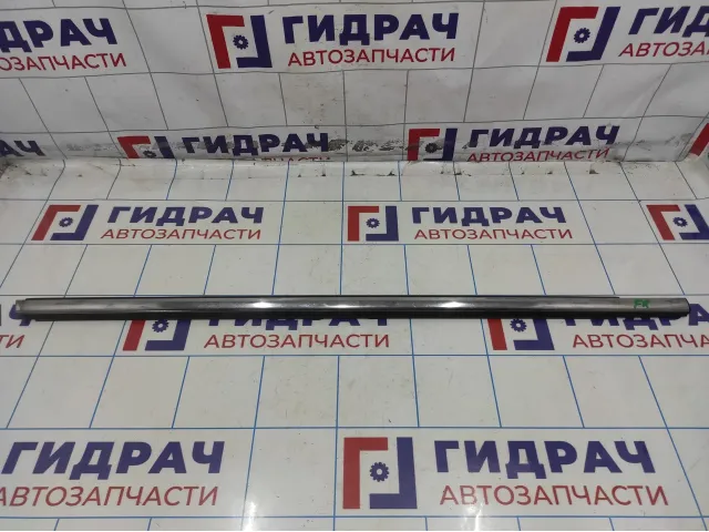Накладка стекла переднего правого Ford Kuga 5251757