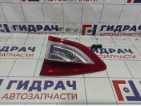 Фонарь задний внутренний правый Ford Kuga 1802504