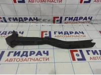 Кронштейн передней балки правый Ford Kuga 1755177
