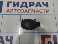 Моторчик заслонки отопителя Ford Kuga 6466R420