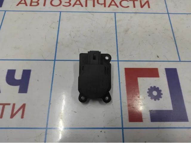 Моторчик заслонки отопителя Ford Kuga 1786200