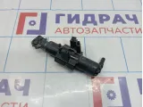 Форсунка омывателя фары правая Ford Kuga CV44-13L014-BA