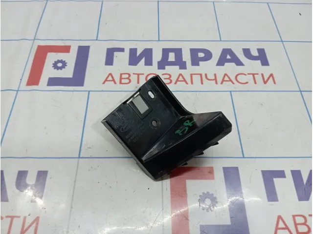Кронштейн заднего бампера правый Ford Kuga CV44-17D948-AC