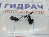 Форсунка омывателя лобового стекла Ford Kuga 1778621