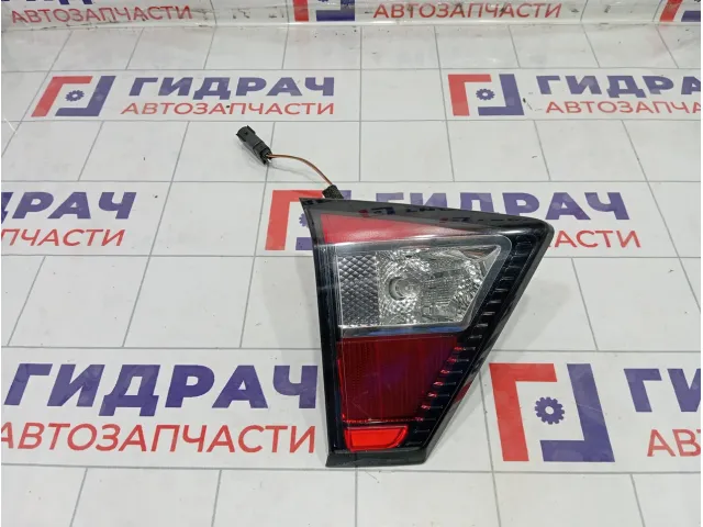 Фонарь задний внутренний левый Ford Kuga 2290288