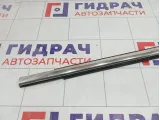 Накладка стекла переднего левого Ford Kuga 2039677