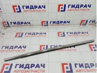 Накладка стекла заднего левого Ford Kuga 2039679