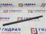 Уплотнитель стекла заднего правого Ford Kuga 5257181
