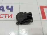 Моторчик заслонки отопителя (печки) Ford Kuga 1786200