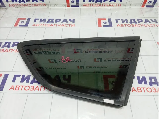Стекло кузовное глухое (форточка) заднее правое Ford Kuga 2269725