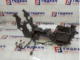 Кронштейн консоли Ford Kuga 2076766