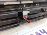 Кронштейн решетки радиатора Ford Kuga 2353535