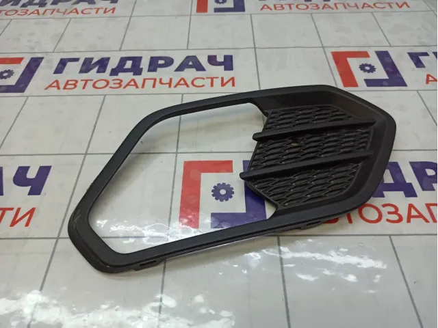 Решетка бампера переднего правая Ford Kuga 2055466