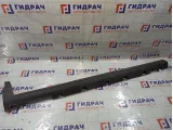Накладка порога правая Ford Kuga 2010996