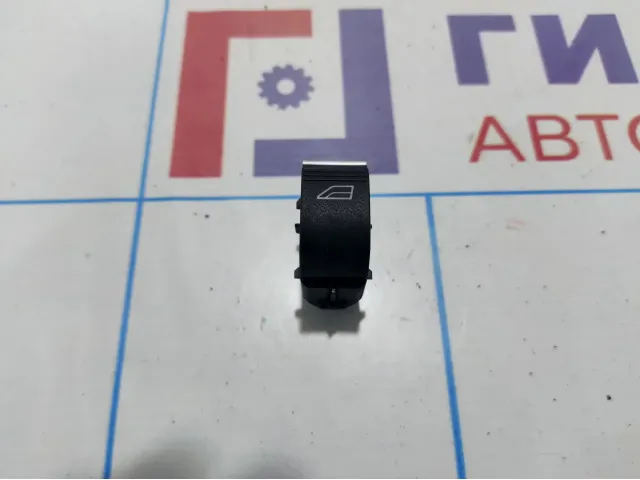 Кнопка стеклоподъемника Ford Kuga 1850432