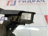 Кнопка многофункциональная в рулевое колесо правая Ford Kuga 1872789