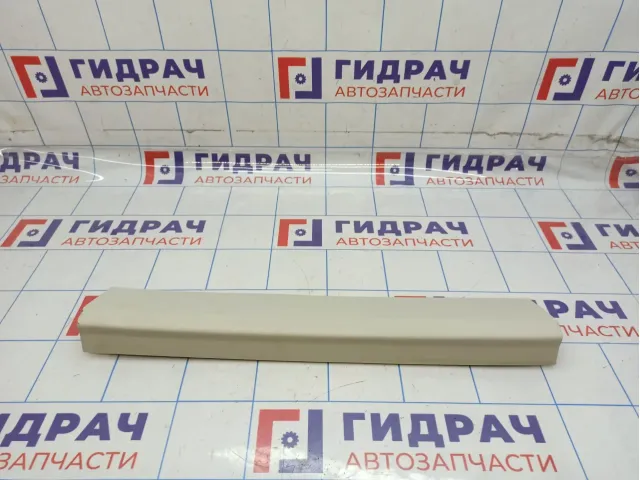 Обшивка двери багажника Ford Kuga 2060197