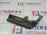 Брызговик передний правый Ford Kuga 2025350
