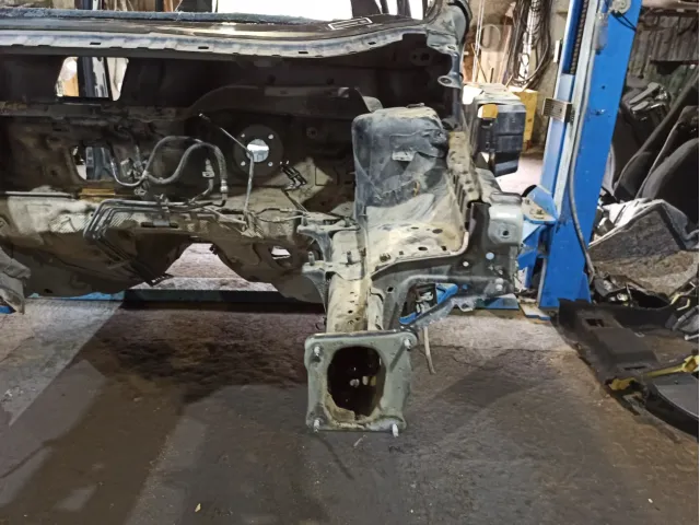 Лонжерон передний левый Ford Kuga