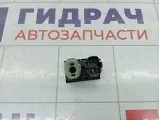 Кнопка открывания багажника Ford Mondeo 1117577