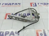 Петля капота правая Ford Mondeo 1131282