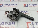 Рычаг, педаль стояночного тормоза Ford Mondeo 1307139