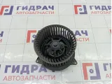 Моторчик отопителя (печки) Ford Mondeo 1111936