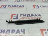 Накладка торпедо с торца правая Ford Mondeo 1343287
