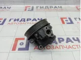 Насос гидроусилителя Ford Mondeo 1357641