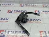 Замок капота Ford Mondeo 4913333