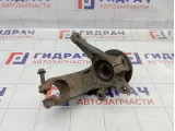 Кулак поворотный передний правый Ford Mondeo 1763058