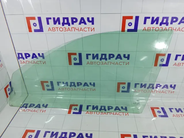 Стекло двери передней левой Ford Mondeo 1116875
