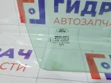 Стекло двери передней правой Ford Mondeo 1116874