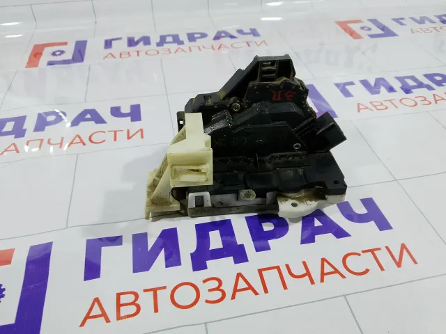 Замок двери задний правый Ford Mondeo 4692463