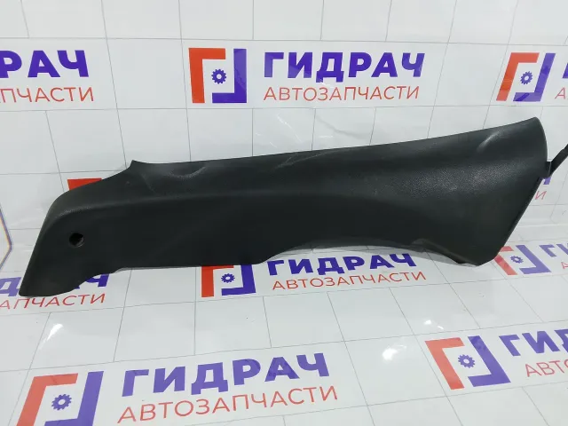 Обшивка стойки задней левой нижняя Ford Mondeo 1227003