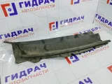 Решетка под лобовое стекло (Жабо) правая Ford Mondeo 1330455