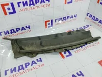 Решетка под лобовое стекло (Жабо) правая Ford Mondeo 1330455