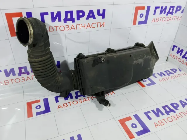 Корпус воздушного фильтра Ford Mondeo 1216623