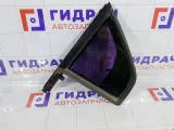 Стекло двери задней левой Ford Mondeo 1354386