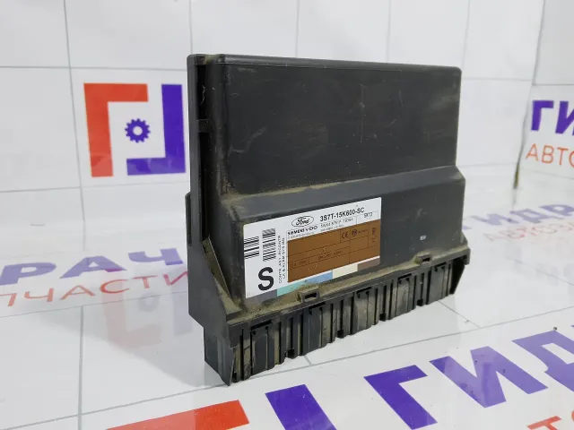 Блок управления центральным замком Ford Mondeo 3S7T15K600SC