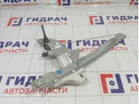 Стеклоподъемник механический задний правый Ford Mondeo 1320872