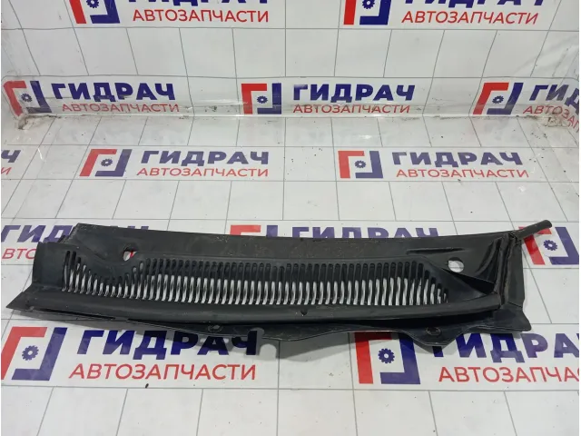 Решетка под лобовое стекло (Жабо) левая Ford Mondeo 1230483